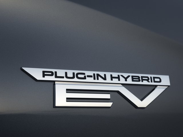 OUTLANDER PHEV MY25